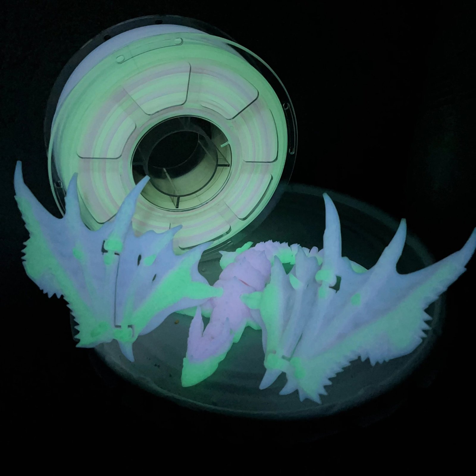 Ha05f307977b34c7db11281559b111183e.jpg Premium PLA 3D Filament 1.75mm - Glow Finish (1KG) - Image 4